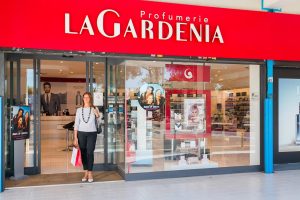 Le Rughe Centro Commerciale - La Gardenia